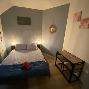 Appartement F1 Meuble Et Confortable En Coeur De