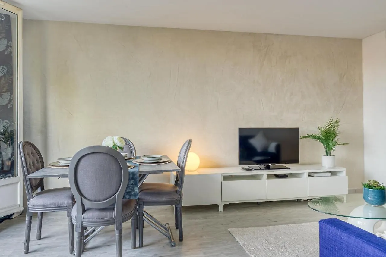 Escale De L'Yvette - 50M2 Cosy, Balcony & Parking Apartment Longjumeau 0*,  France