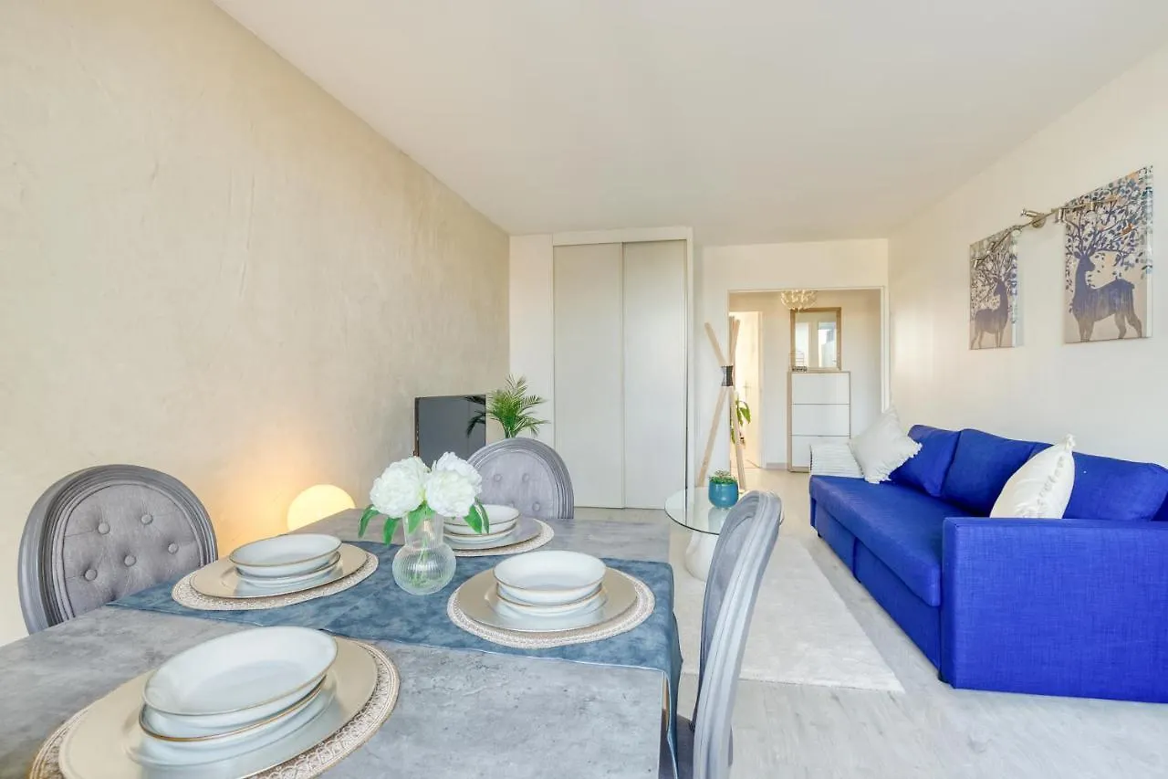 Escale De L'Yvette - 50M2 Cosy, Balcony & Parking Apartment Longjumeau