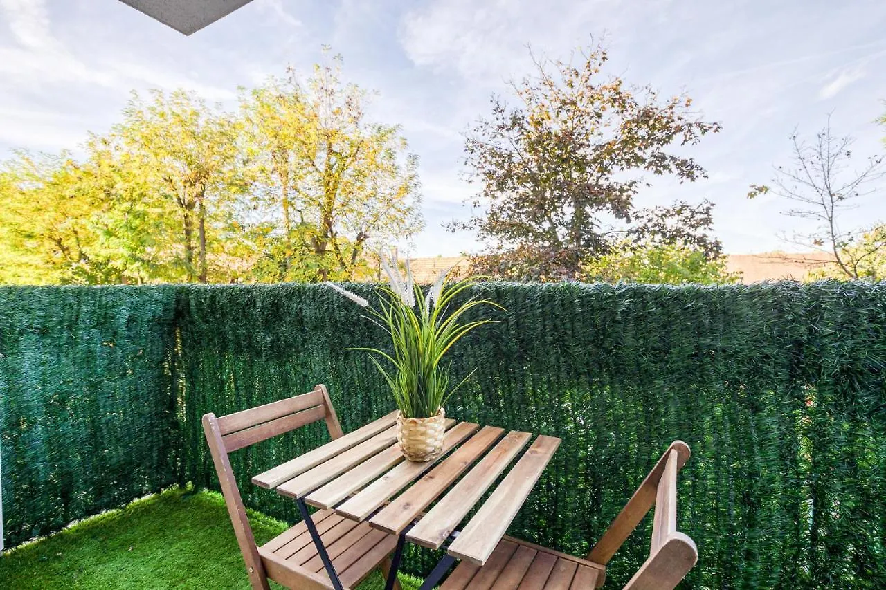 Escale De L'Yvette - 50M2 Cosy, Balcony & Parking Apartment Longjumeau France